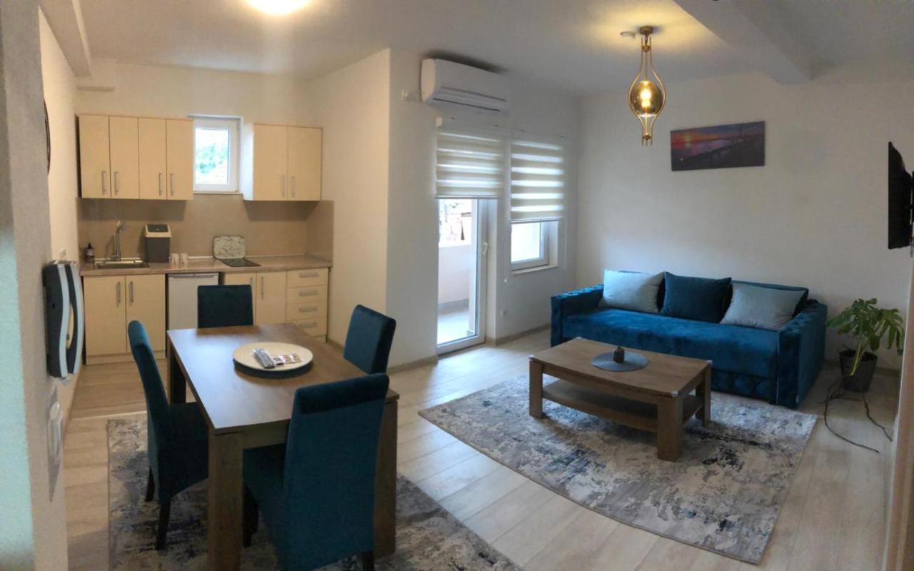 Koca Apartmani โนวีปาซาร์ ภายนอก รูปภาพ