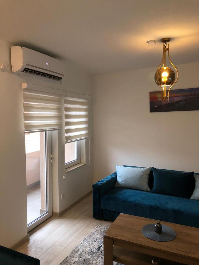 Koca Apartmani โนวีปาซาร์ ภายนอก รูปภาพ