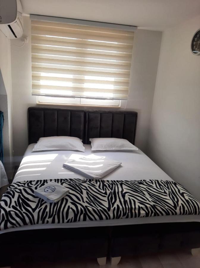 Koca Apartmani โนวีปาซาร์ ภายนอก รูปภาพ